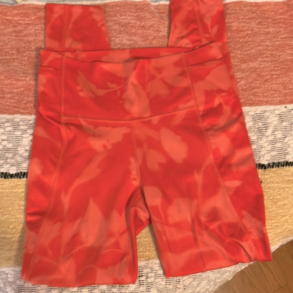 💋3/15 NWOT size small work out pants skinny full length